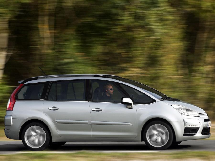  Citroen C4 Grand Picasso 2010 года  (фото 11 из 24)